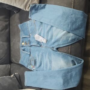 Y & F Colombian Lift butt jeans size 5&6 New with tags Stretch Material 14" Wais